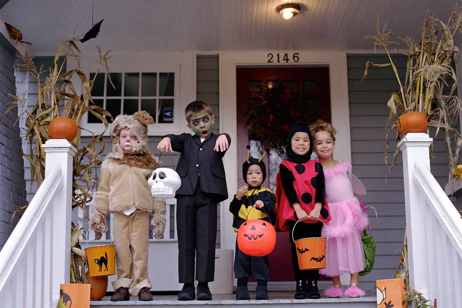 Front Page -Classic Horror Sales Children on Porch on Halloween 1500 56a108c13df78cafdaa84017