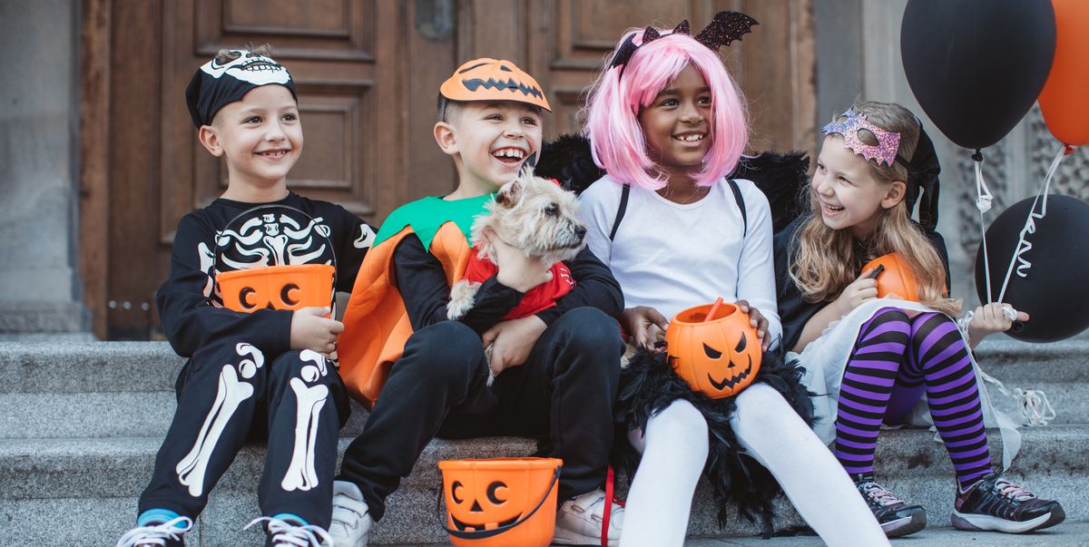 Front Page -Classic Horror Sales kids and dogs in halloween costume 1593467683